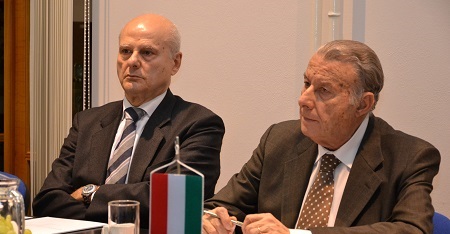 Detailní fotografie Giorgia Santacroceho