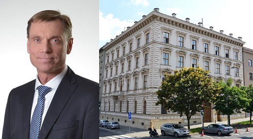 Fotografie Radka Doležela a budovy NSZ